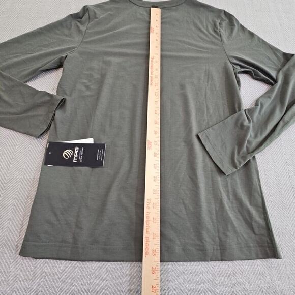 MPG Long Sleeve Base Shirt Men's Small Thyme Green Soft Moisture Wicking NWT - Picture 8 of 12